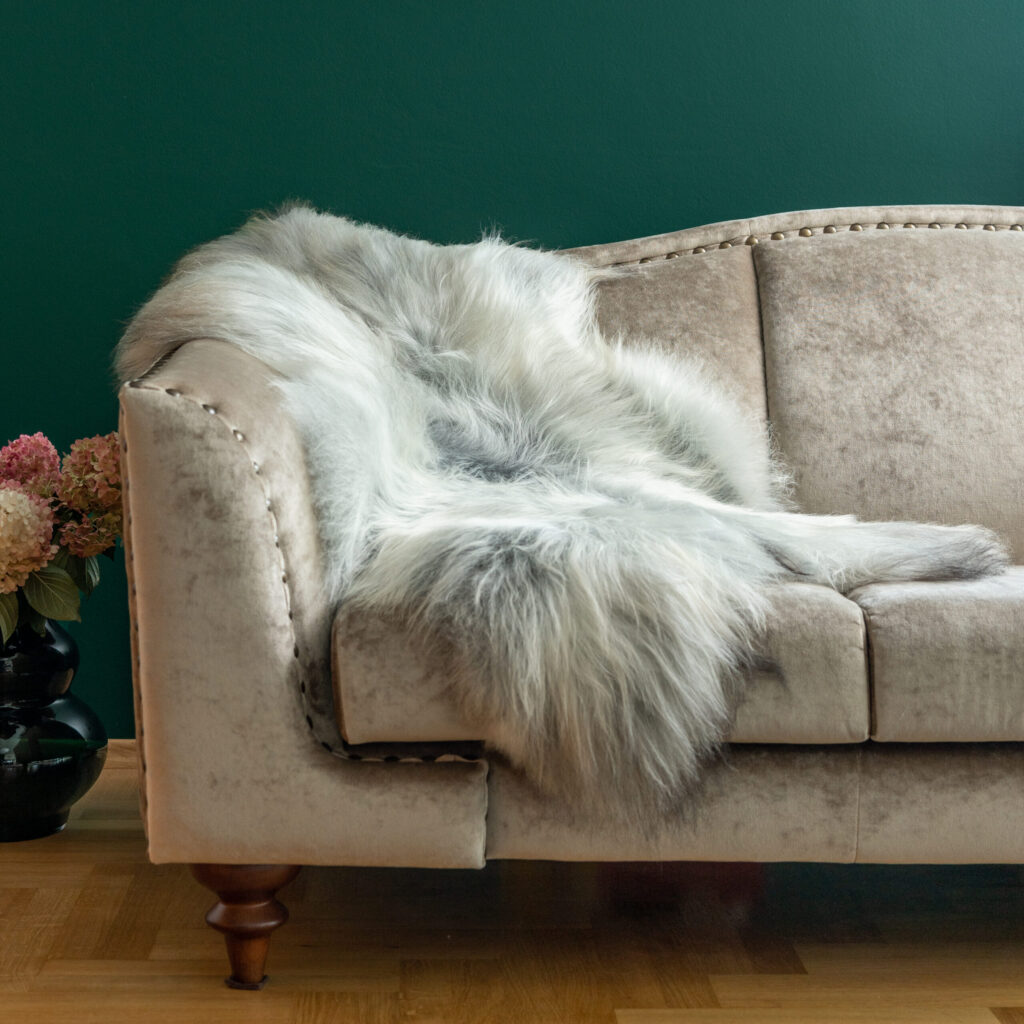 Icelandic sheepskin grey